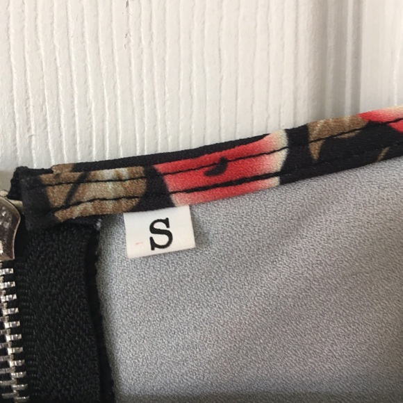 *SOLD ELSEWHERE. Black dress w/ scalloped hems - Picture 7 of 7